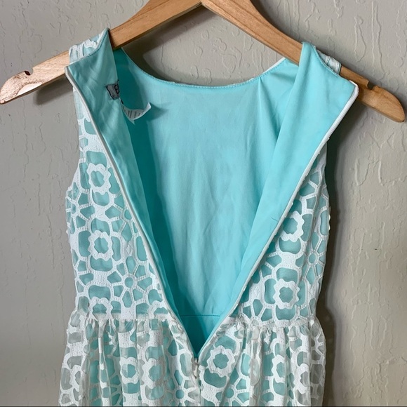 ELISA B. Lace Sleeveless Party Dress Teal Turquoise White Special Occasion Sz 10 - Picture 11 of 16